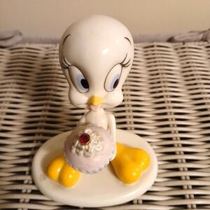 Lenox tweety bird